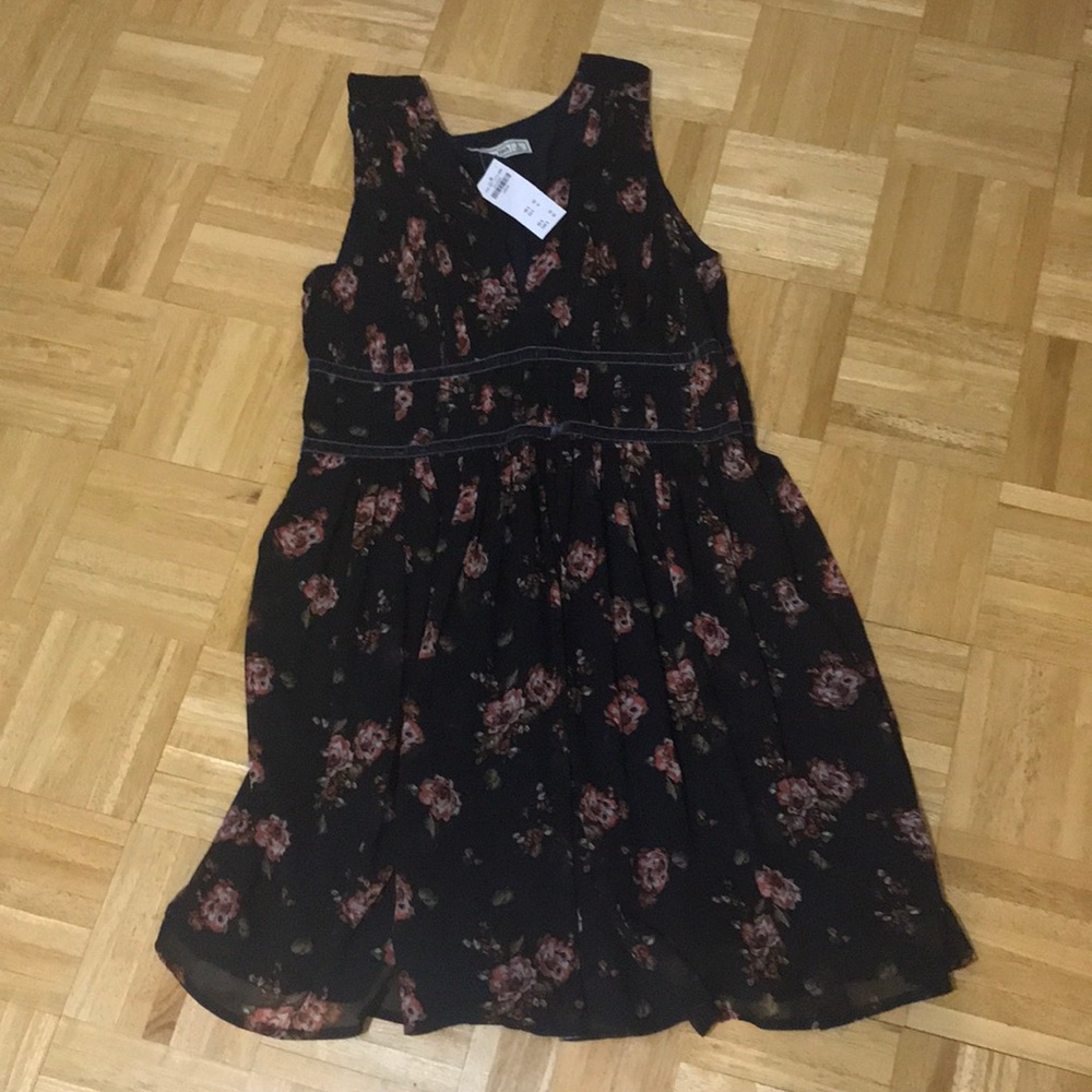 Abercrombie & Fitch Fall Dress